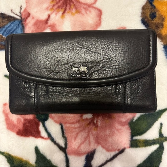 Coach Leather black wallet EUC 8x4” - Picture 1 of 5